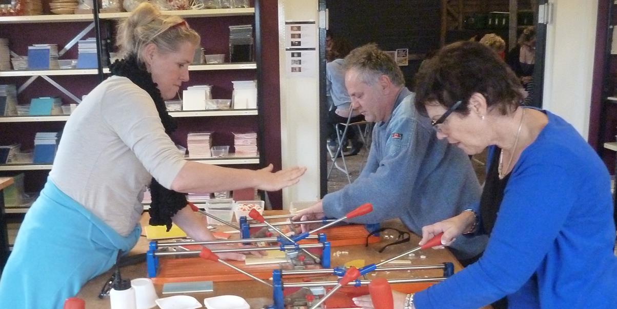 Teambuilding Overijssel waarbij je respect om elkaar eerst te leren kennen erg belangrijk is voordat je zelf begrepen wilt worden